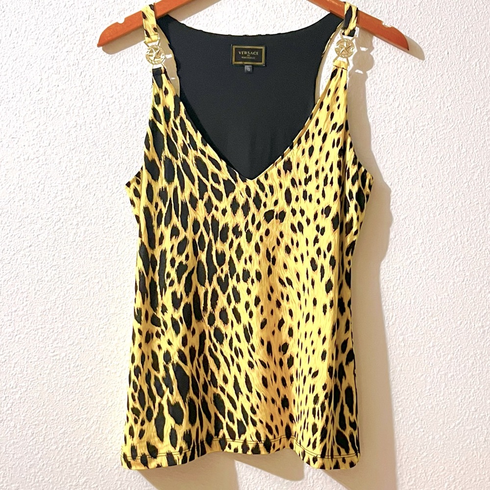 Versace for Riachuelo top